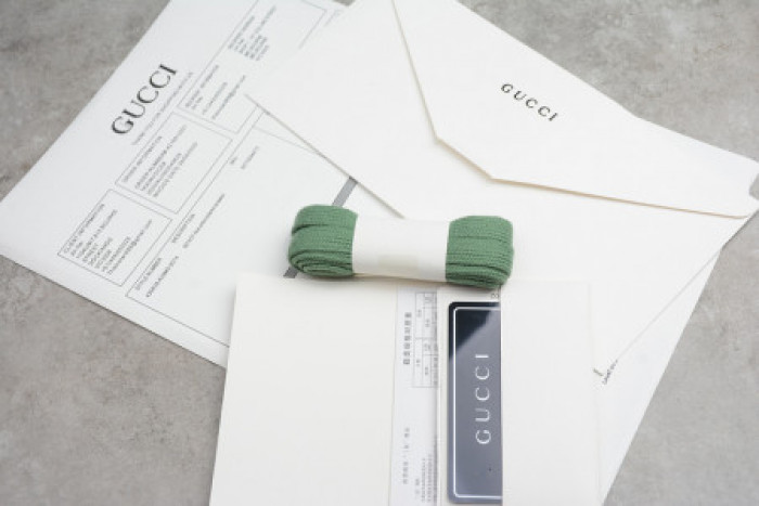 G*u*i ace embroidered low-top sneaker 43194 a38g0 9064