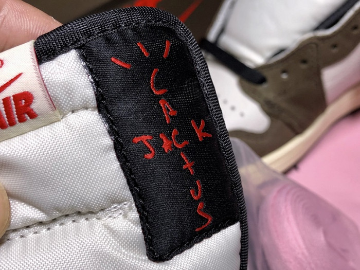 Travis Scott x Air Jordan 1 Retro High OG 