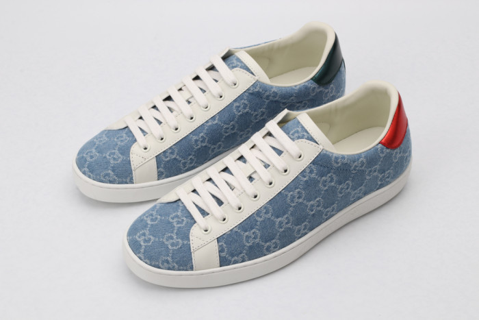 G*u*i low-top sneaker
