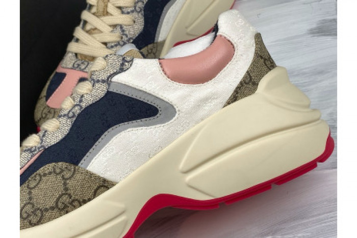 G*u*i rhyton vintage trainer sneaker 620185 99wf0 4371