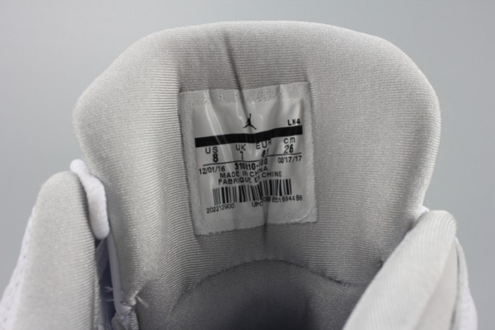 Air Jordan 13 Low“Pure Money” white mens 310810-100