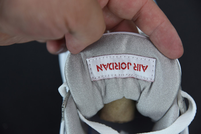 Jordan 4 Retro White Oreo (2021) CT8527-100