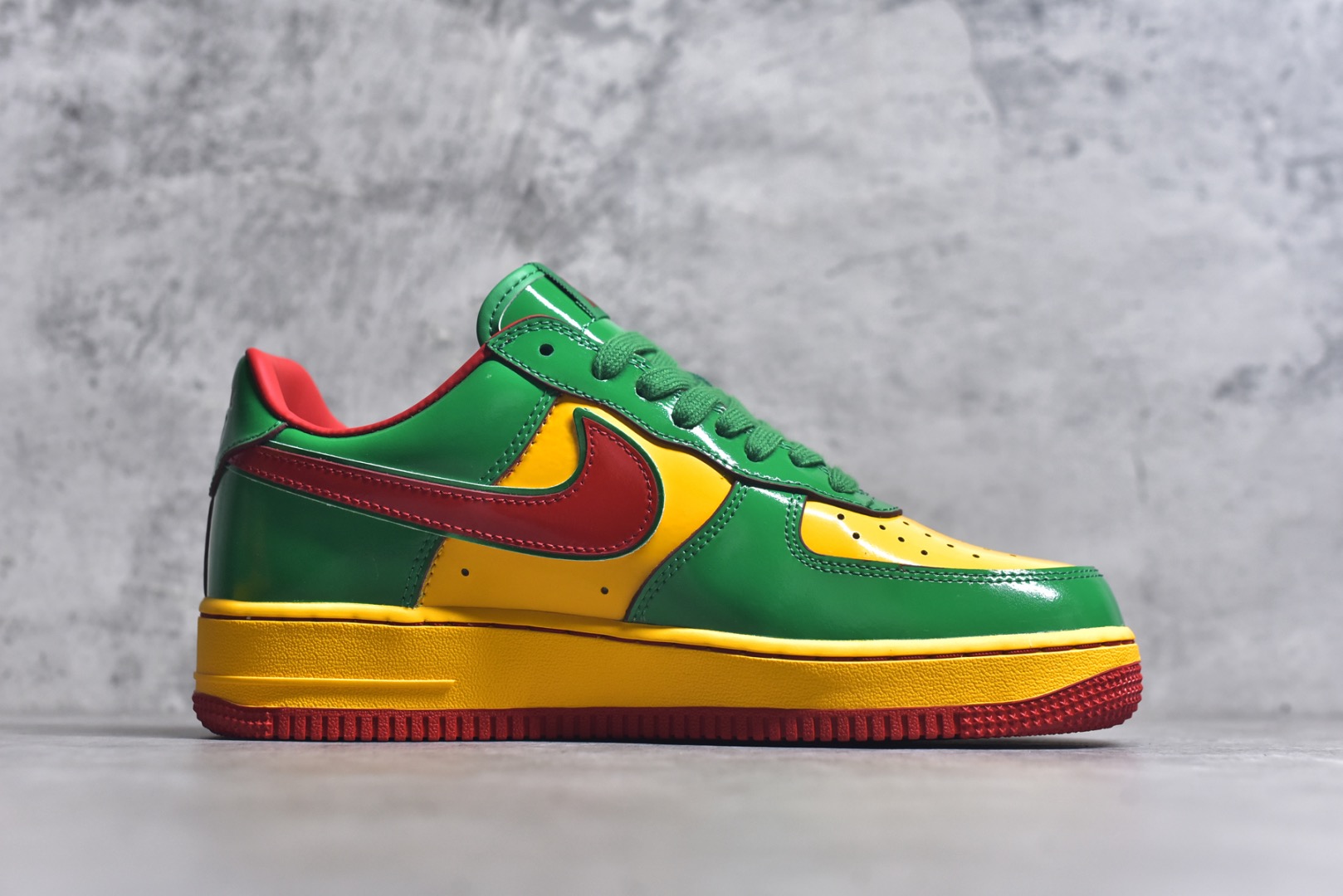 Nike Air Force 1 × Lil Yachty  IH4383-300